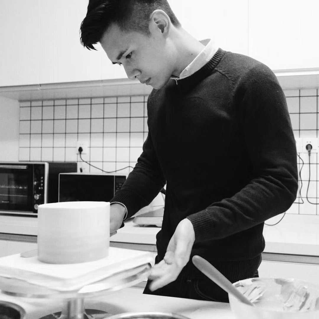 Contemporary Painter: Joe Brown | Artismore