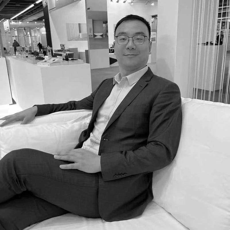 Contemporary Painter: Kevin Howard | Artismore